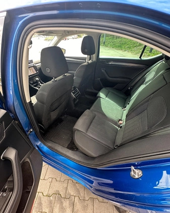 Skoda Superb cena 126500 przebieg: 24319, rok produkcji 2022 z Gdynia małe 211